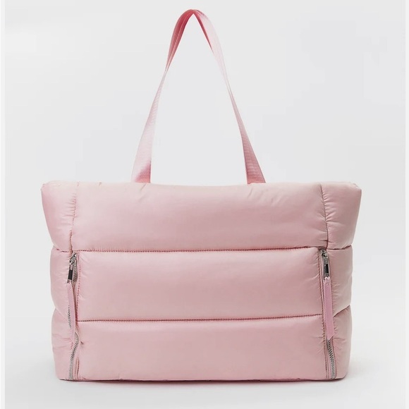 •On Cloud 9• Quilted Pink Zippered Puffer Tote - Picture 2 of 6